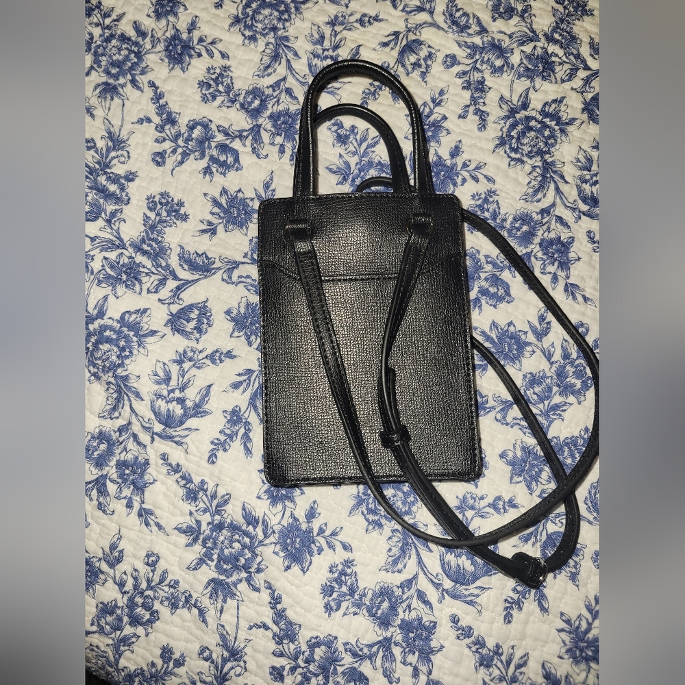 Karl Lagerfeld phone crossbody - Picture 2 of 5